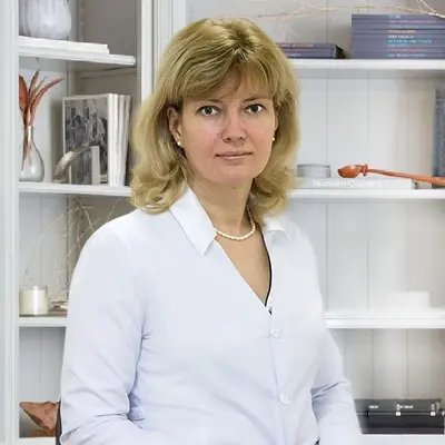 доктор Моисеенкова Ольга Леонидовна – врач психиатр-нарколог клиники «Санати» в Мирном Якутия